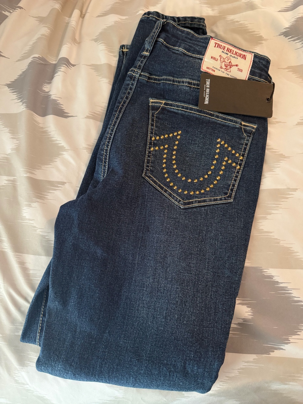 True Religion Women’s Blue Skinny Jeans with Gold Studded Pockets size 28 NWT - Picture 3 of 4
